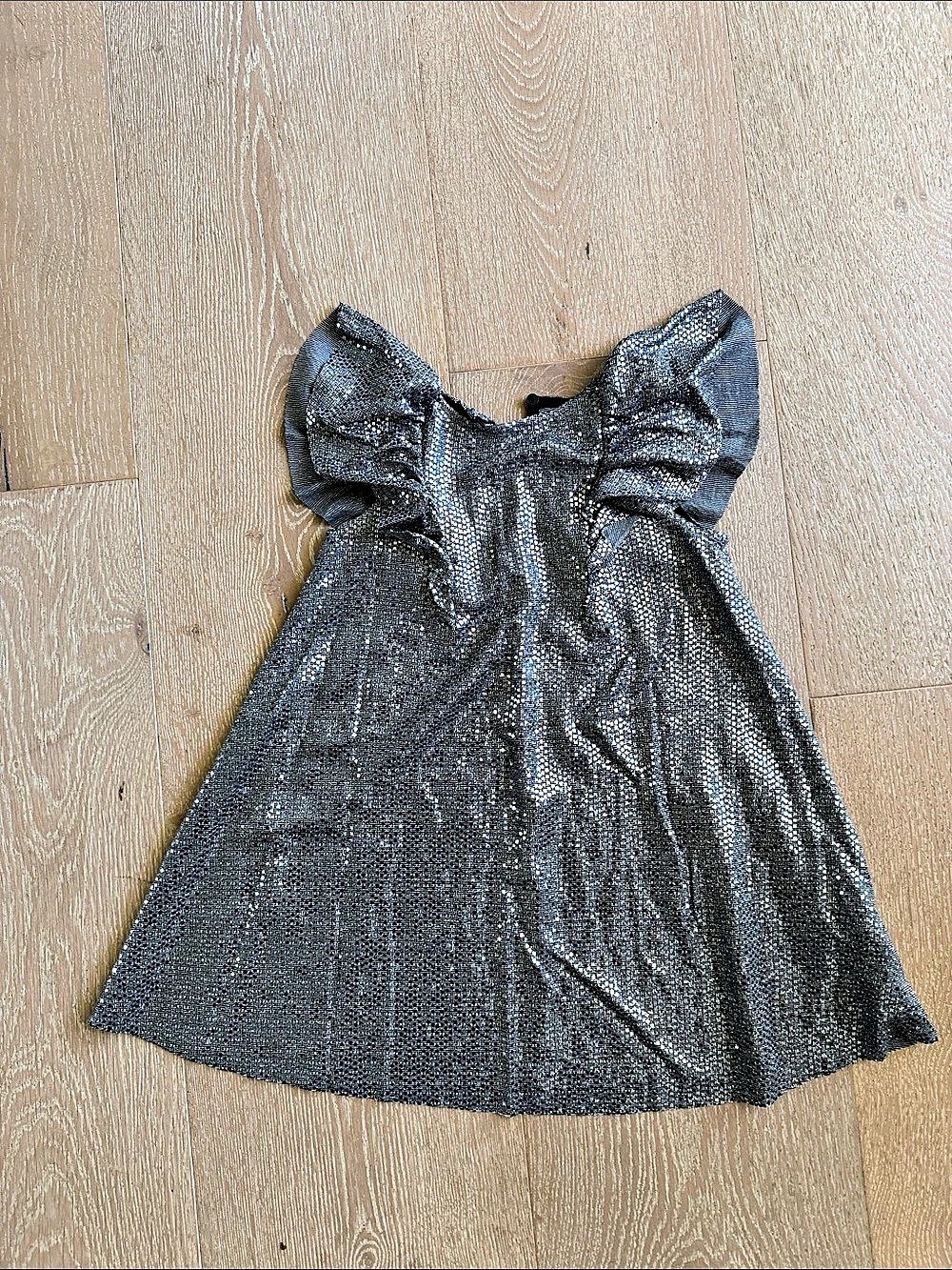 Zara Kids Girls Size 5 Metallic Ruffle Dress Like New